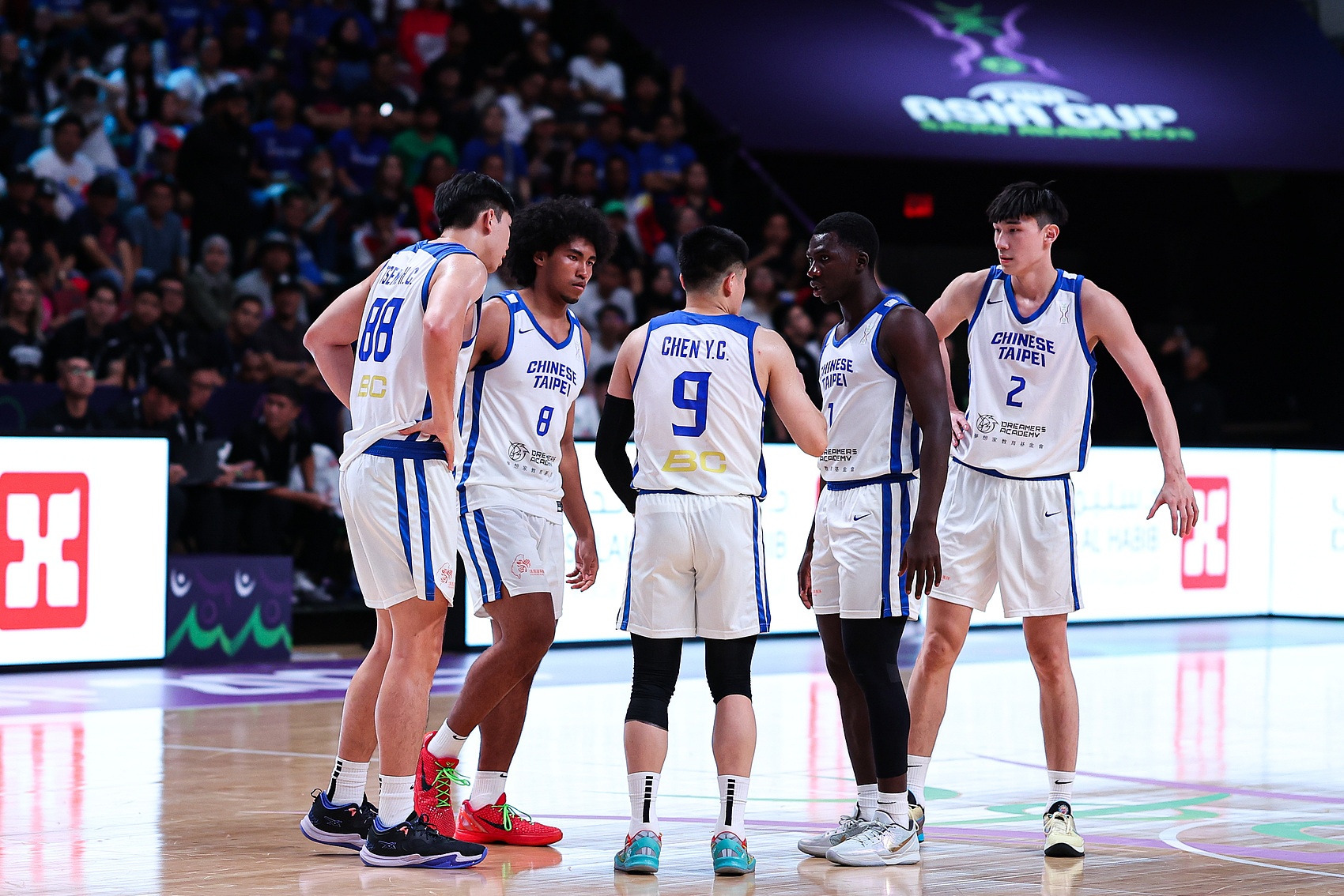 难求一胜！中国台北男篮亚洲杯面对伊朗苦吞8连败