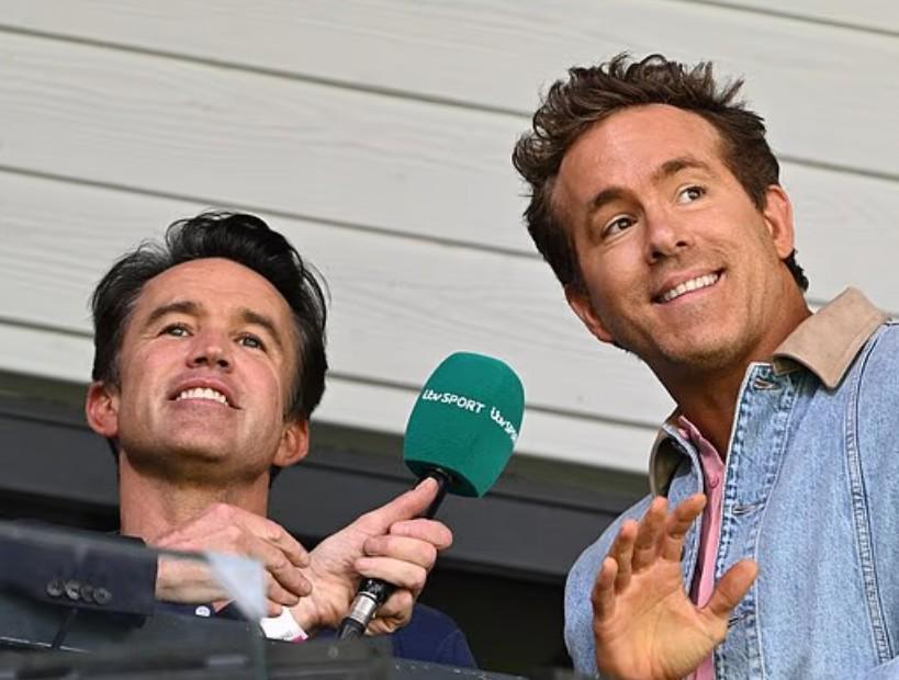 kaiyun体育平台-老板支持球队，死侍扮演者瑞安-雷诺兹观看雷克瑟姆英冠首秀