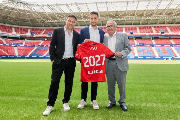 奥萨苏纳主教练分析皇马威胁：战术可变但球星实力决定胜负