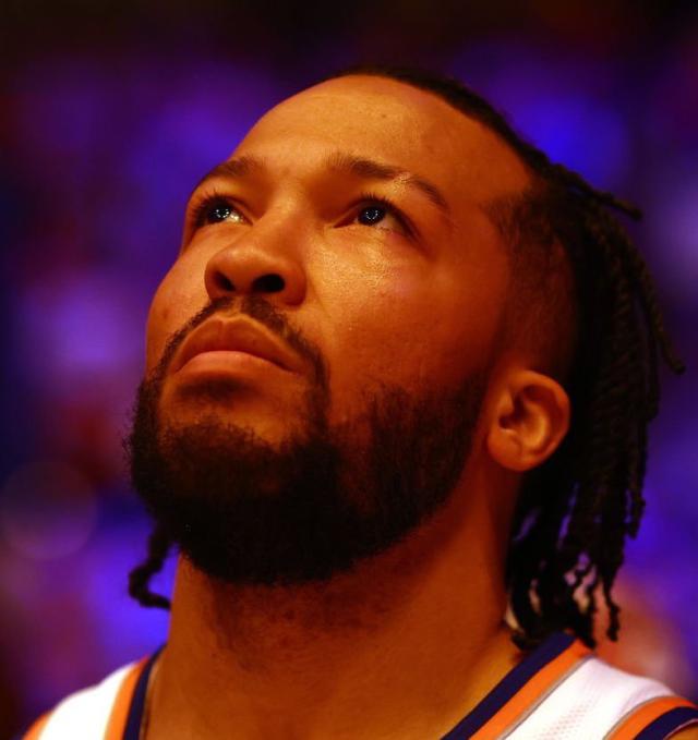 开云体育官网-连轰3场40+送走76人！布朗森化身超级孤星比肩乔丹